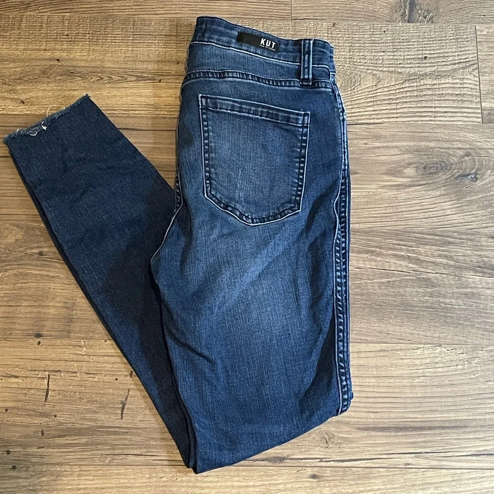 Kut from the Kloth Connie Fab Ab Ankle Skinny Jeans Dark Wash Distressed Size 4